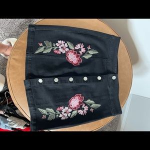 Black GUESS Denim Skirt with floral embroidery